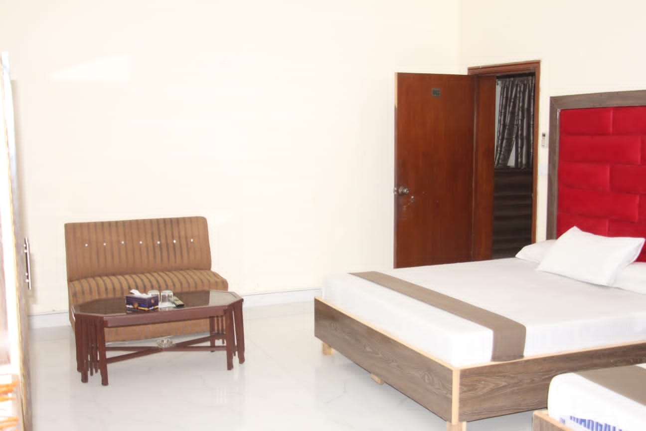 Family Guesthouse Hotel Lahore