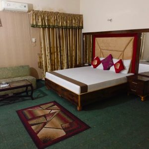 Cheap hotel in Lahore with quality services