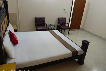 Guest house near Lahore Railway Station with convenient travel options