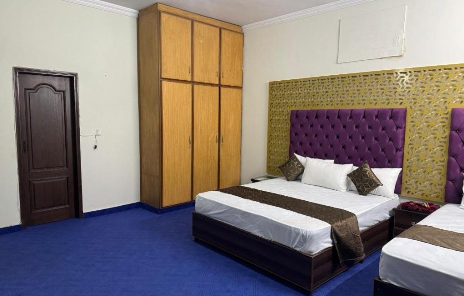 Shaheen Palace Hotel Lahore Gulberg