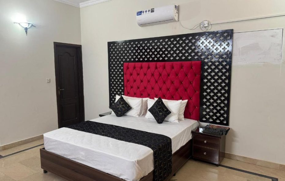 Shaheen Palace Hotel Lahore Gulberg
