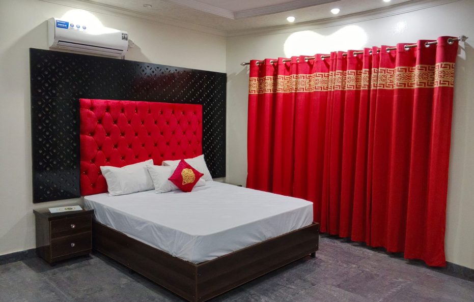 Shaheen Palace Hotel Lahore Gulberg